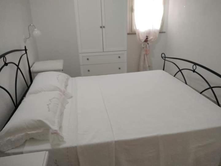 B&B Li Salcuneddi Aglientu Eksteriør bilde
